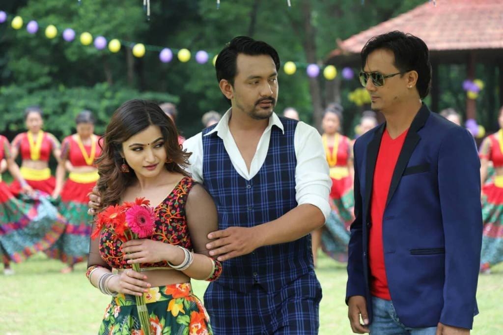 चितवने गायक भुवन प्यासीको ‘हे बरै’ सार्वजनिक (भिडियोसहित)