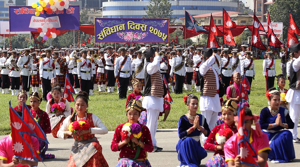 संविधान दिवसको दिन चितवनमा विविध झाँकीसहितको र्याली प्रदर्शन गरिने
