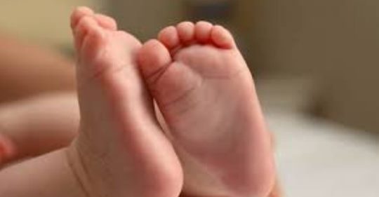 जब ज्यूँदै शिशुलाई अस्पतालाले मृत घोषित गरी गाड्न पठायो….