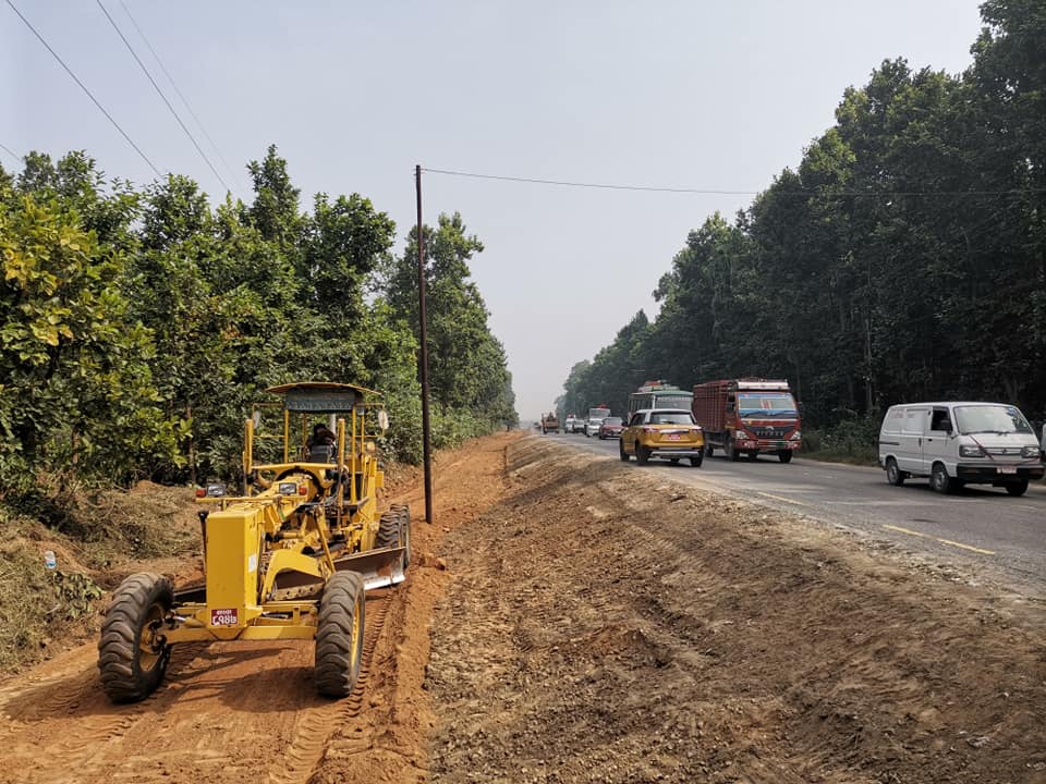 नारायणगढ-बुटवल सडक विस्तारको काम अगाडी बढ्न सकेन्, ठेकेदार कम्पनी आर्थिक संकटमा