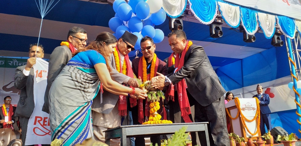 चितवनको सौराहामा आजदेखि फूड फेष्टिबल सुरु