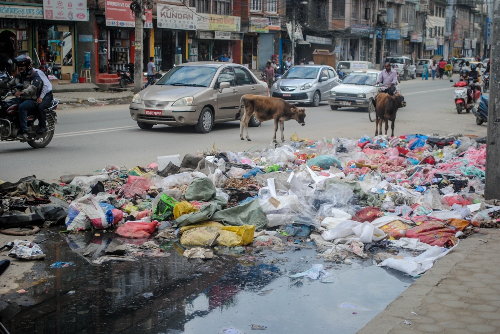 काठमाडौँ महानगरपालिकलाई पानी परेपछि फोहर व्यवस्थापनको समस्या