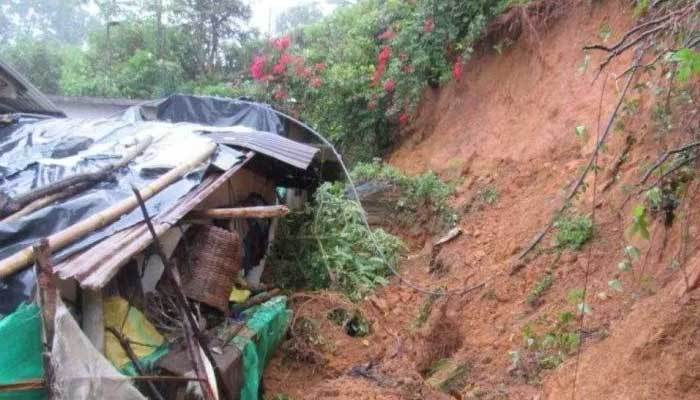 पोखरामा पहिरोमा परी चारको मृत्यु, नौ घाइते