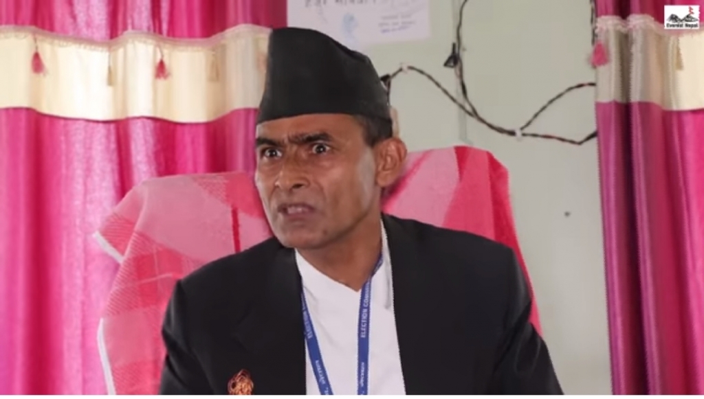 उपसचिव प्रेम सञ्जेल कार्यकक्षमै कुटिए