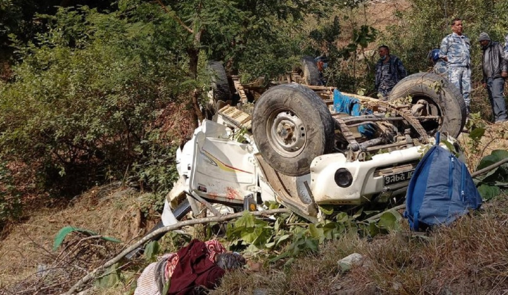 बिहानै गुल्मीमा जिप पल्टिँदा ६ जनाको मृत्यु, दुई घाइते