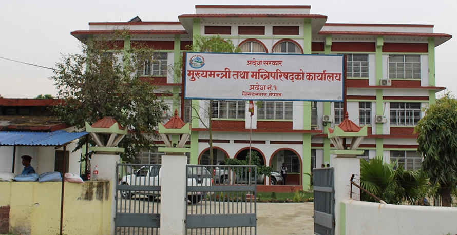 १ नम्बर प्रदेश सरकार धरापमा, मुख्यमन्त्री राईविरुद्ध अविश्वासको प्रस्ताव ल्याउने तयारी
