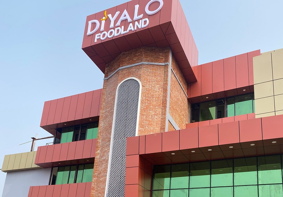 भरतपुरको विक्रम मार्गमा १० करोड लगानीमा दियालो फुडल्याण्ड खुल्यो
