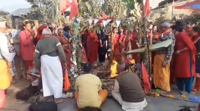 सवारी दुर्घटनामा मृत्यु भएकाहरुको सम्झनामा भण्डारामा महायज्ञ