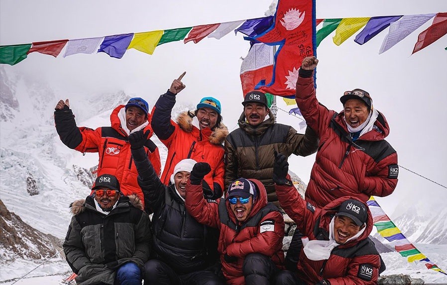 ‘केटू’ आरोहणका गर्ने कीर्तिमानी आरोहीलाई काठमाडौँमा भव्य स्वागत