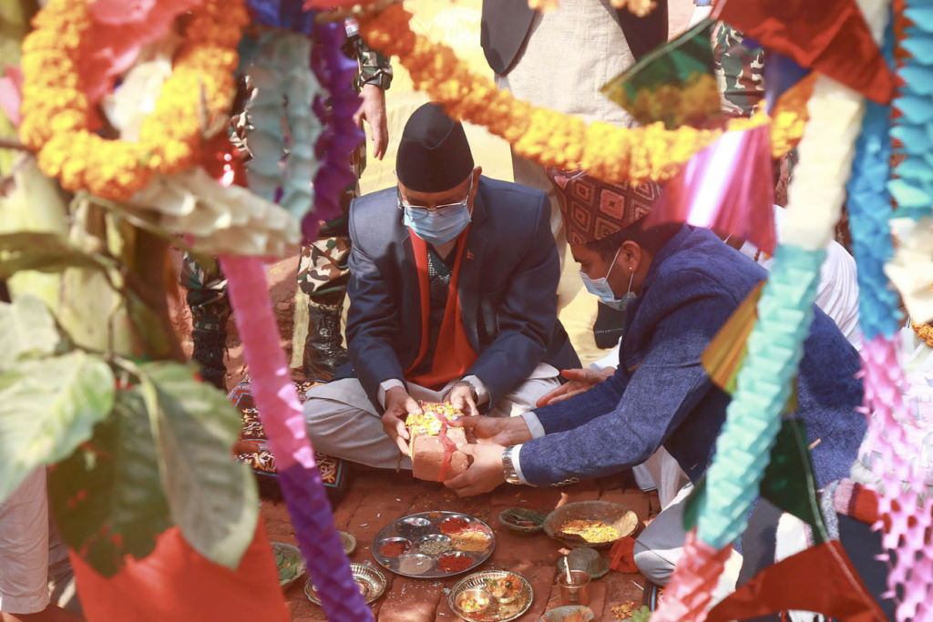 प्रधानमन्त्रीले गरे लुम्बिनी केबलकारको शिलान्यास