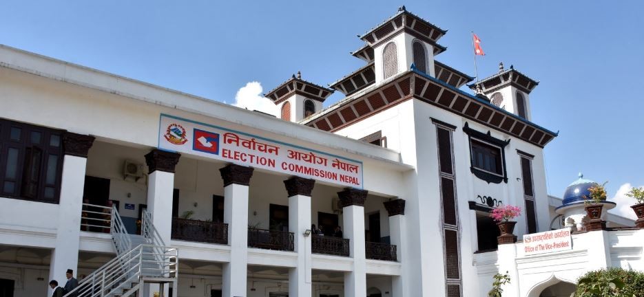 निर्वाचन आयोगः स्टिकरदेखि लाहासम्म खरीद गरिँदै