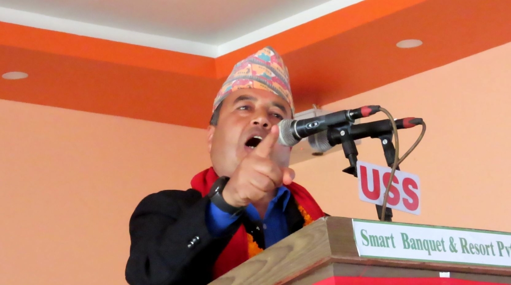 पहिचान गुमाएका प्रचण्डले अन्यमा भोट नपाउने देखेर सूर्य चिन्ह खोजेका छन्: महेश बस्नेत