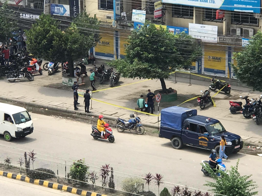 नारायणगढ लायन्सचोकको चौतारीमा वेवारिसे शव फेला