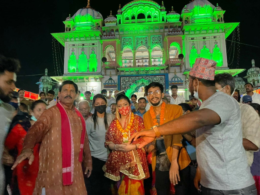 जनकपुरधाममा पुगिन पूर्व युवराज्ञी हिमानी