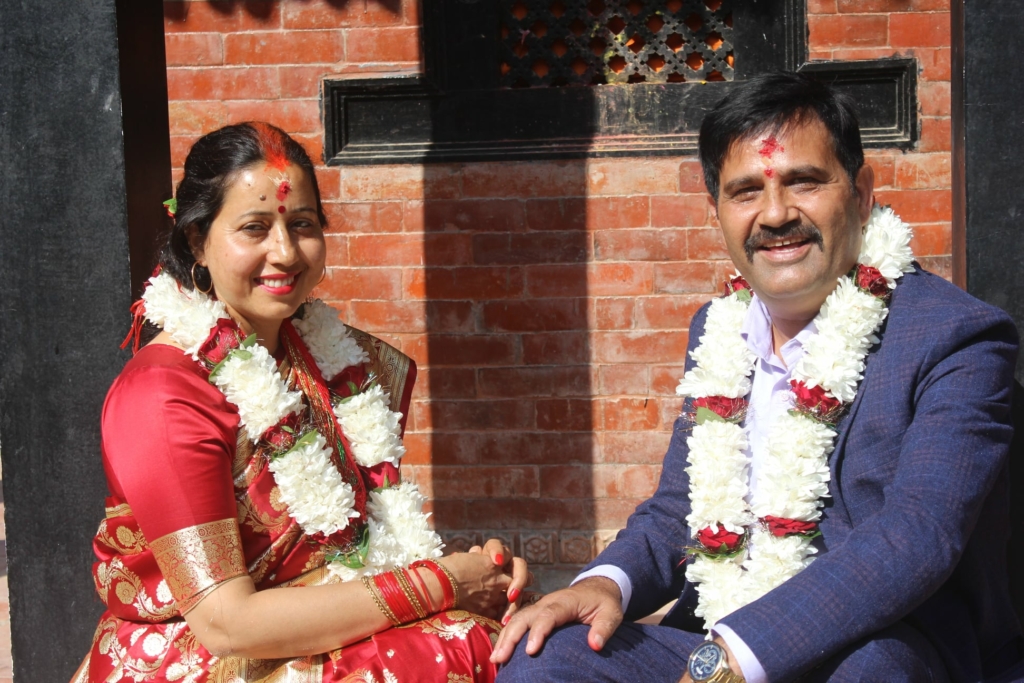हास्य कलाकार मनोज गजुरेलले गरे दोस्रो विवाह (फोटो फिचर)