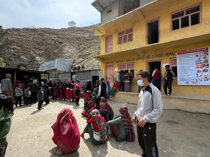 बाजुराको विकट हिमाली गाउँपालिकामा निःशुल्क स्वास्थ्य शिविर photo 9 d51051ed